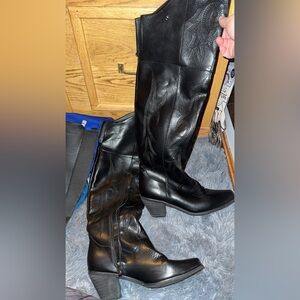 Black Leather Knee-High CowboyBoots